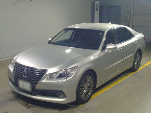 2013 Toyota Crown Hybrid AWS210[0]