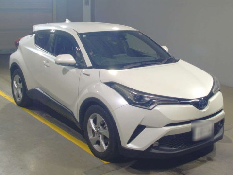 2018 Toyota C-HR ZYX10[2]