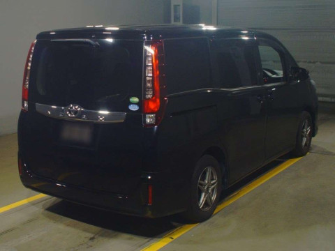 2017 Toyota Noah ZRR80G[1]