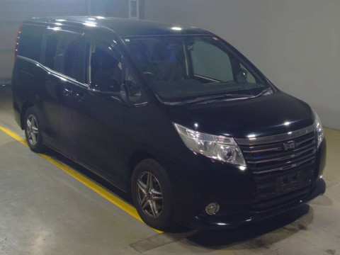 2017 Toyota Noah ZRR80G[2]