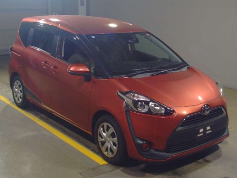 2016 Toyota Sienta NSP170G[2]