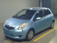 2005 Toyota Vitz