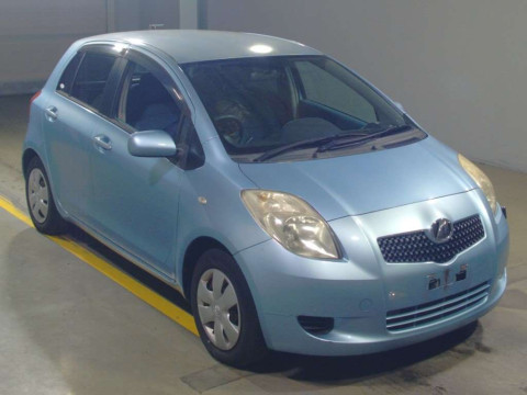 2005 Toyota Vitz SCP90[2]