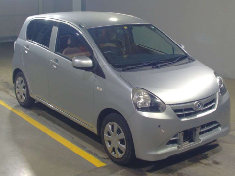 2012 Daihatsu Mira es LA300S[2]