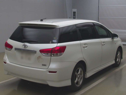 2010 Toyota Wish ZGE20G[1]