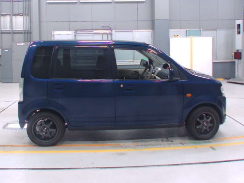 2010 Mitsubishi eK Wagon H82W[2]