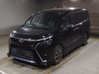 2018 Toyota Voxy