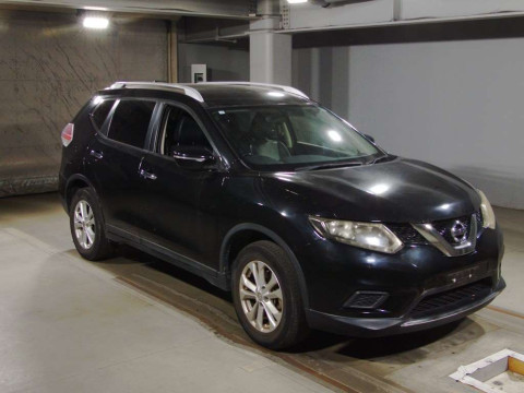 2015 Nissan X-Trail T32[2]