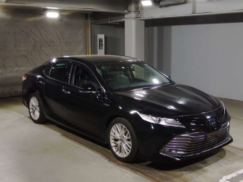 2018 Toyota Camry AXVH70[2]