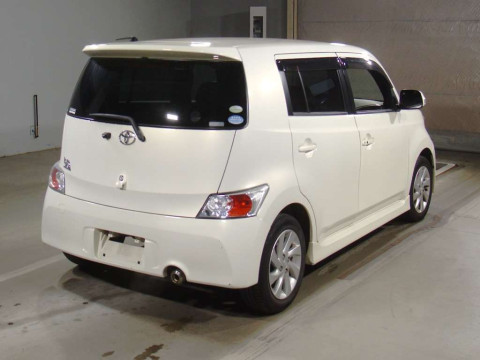 2010 Toyota bB QNC21[1]