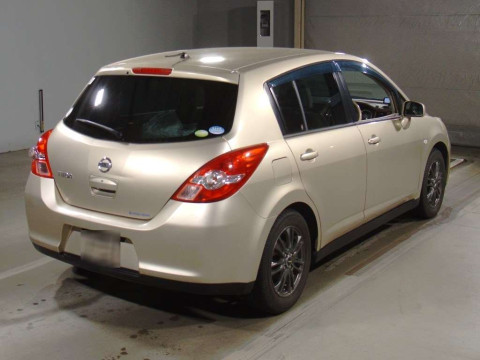 2009 Nissan Tiida C11[1]