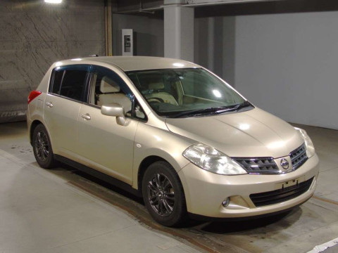 2009 Nissan Tiida C11[2]