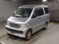 2000 Daihatsu Atrai 7