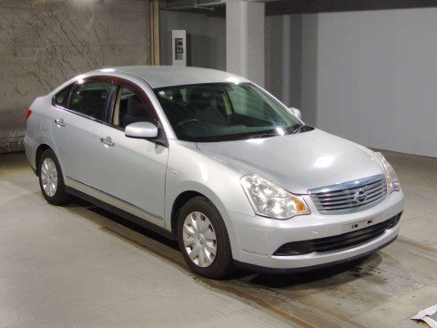 2010 Nissan Bluebird Sylphy KG11[2]