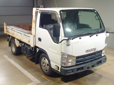 2011 Isuzu Elf Truck NJR85AD[2]