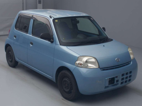 2010 Daihatsu Esse L235S[2]