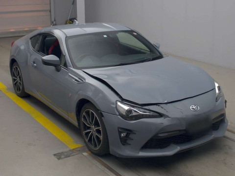 2018 Toyota 86 ZN6[2]