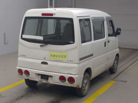 2003 Mitsubishi Minicab Van U62V[1]