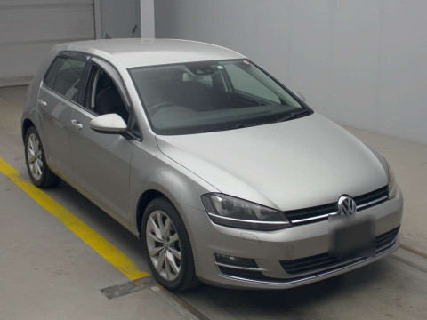 2013 Volkswagen Golf AUCPT[2]