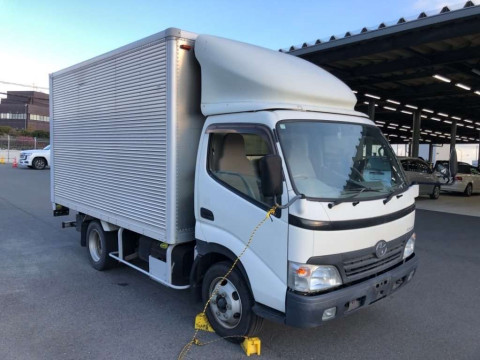 2008 Toyota Toyoace Truck XZU404[2]