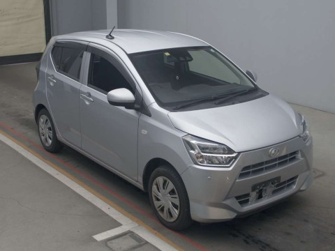 2022 Daihatsu Mira es LA350S[2]