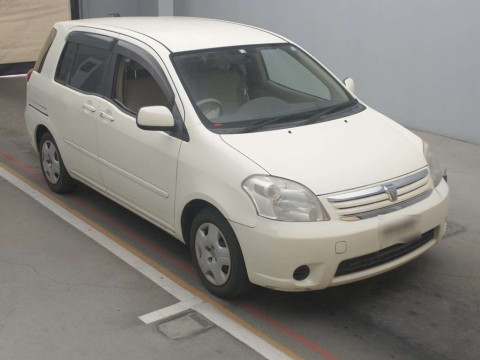 2004 Toyota Raum NCZ20[2]