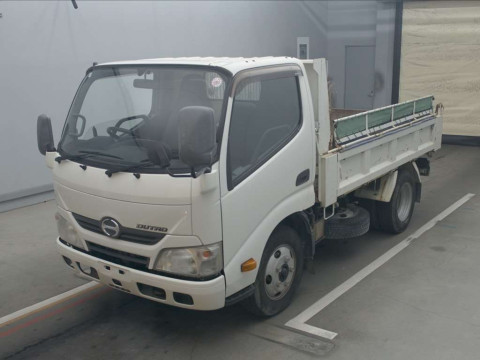 2013 Hino DUTRO XZU620T[0]