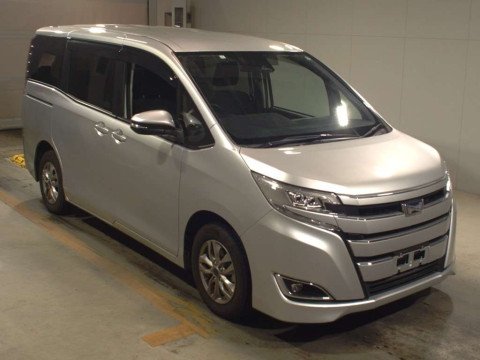 2021 Toyota Noah ZWR80G[2]