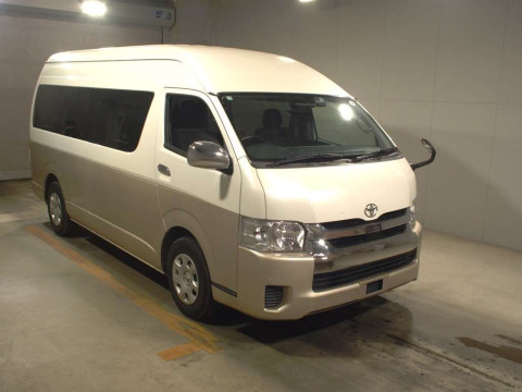 2020 Toyota Hiace Wagon TRH224W[2]