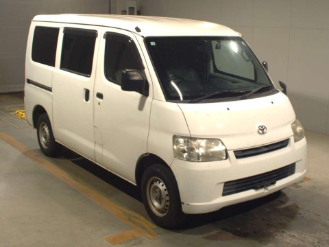 2016 Toyota Townace Van S402M[2]