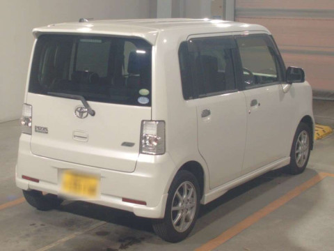 2013 Toyota Pixis Space L575A[1]