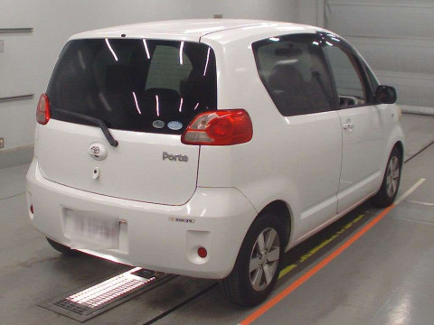 2006 Toyota Porte NNP11[1]