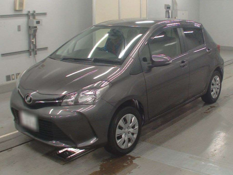 2014 Toyota Vitz NSP135[0]