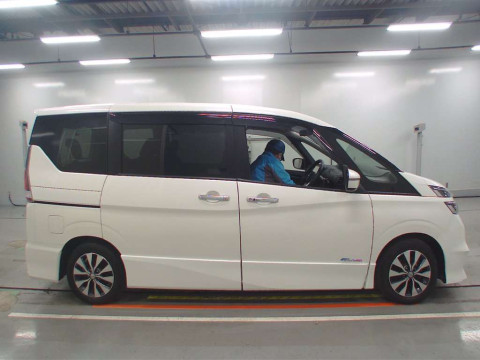 2016 Nissan Serena GFC27[2]