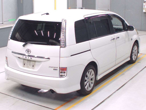 2010 Toyota Isis ZGM11W[1]