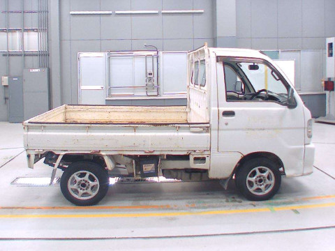 2003 Daihatsu Hijet Truck S200P[2]