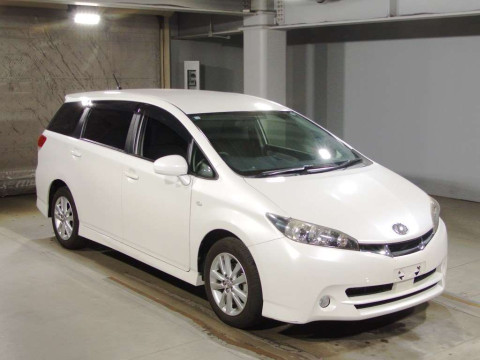 2011 Toyota Wish ZGE20W[2]