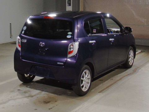 2016 Toyota Pixis Epoch LA300A[1]