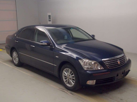 2006 Toyota Crown GRS180[2]