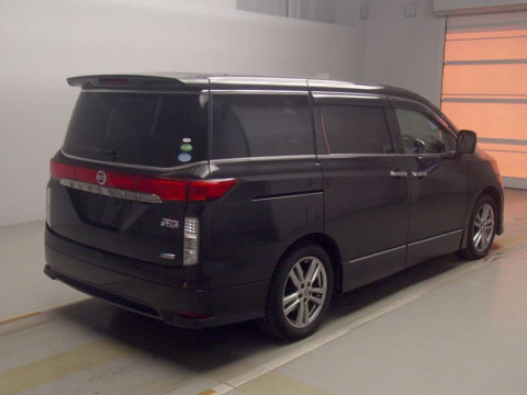 2013 Nissan Elgrand TE52[1]