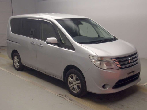 2014 Nissan Serena NC26[2]