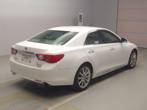 2010 Toyota Mark X GRX133[1]