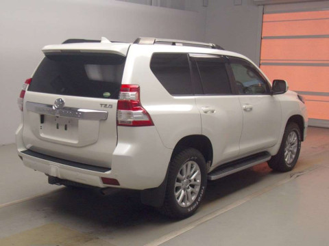 2016 Toyota Land Cruiser Prado GDJ151W[1]