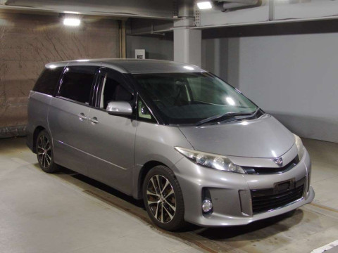 2013 Toyota Estima ACR50W[2]