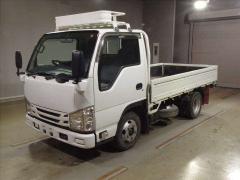 2015 Isuzu Elf Truck NHR85A[0]