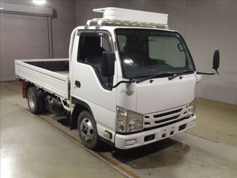 2015 Isuzu Elf Truck NHR85A[2]