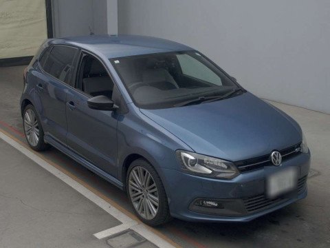 2015 Volkswagen Polo 6RCZE[2]