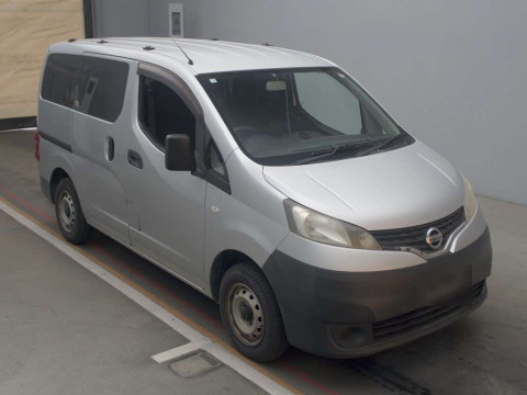 2010 Nissan NV200 Vanette VM20[2]