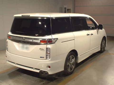 2011 Nissan Elgrand TE52[1]