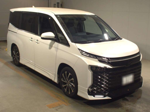 2024 Toyota Voxy ZWR90W[2]